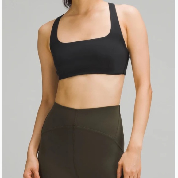 Lululemon smooth cover yoga bra-medium support-A/B cup size 8 - Picture 5 of 6
